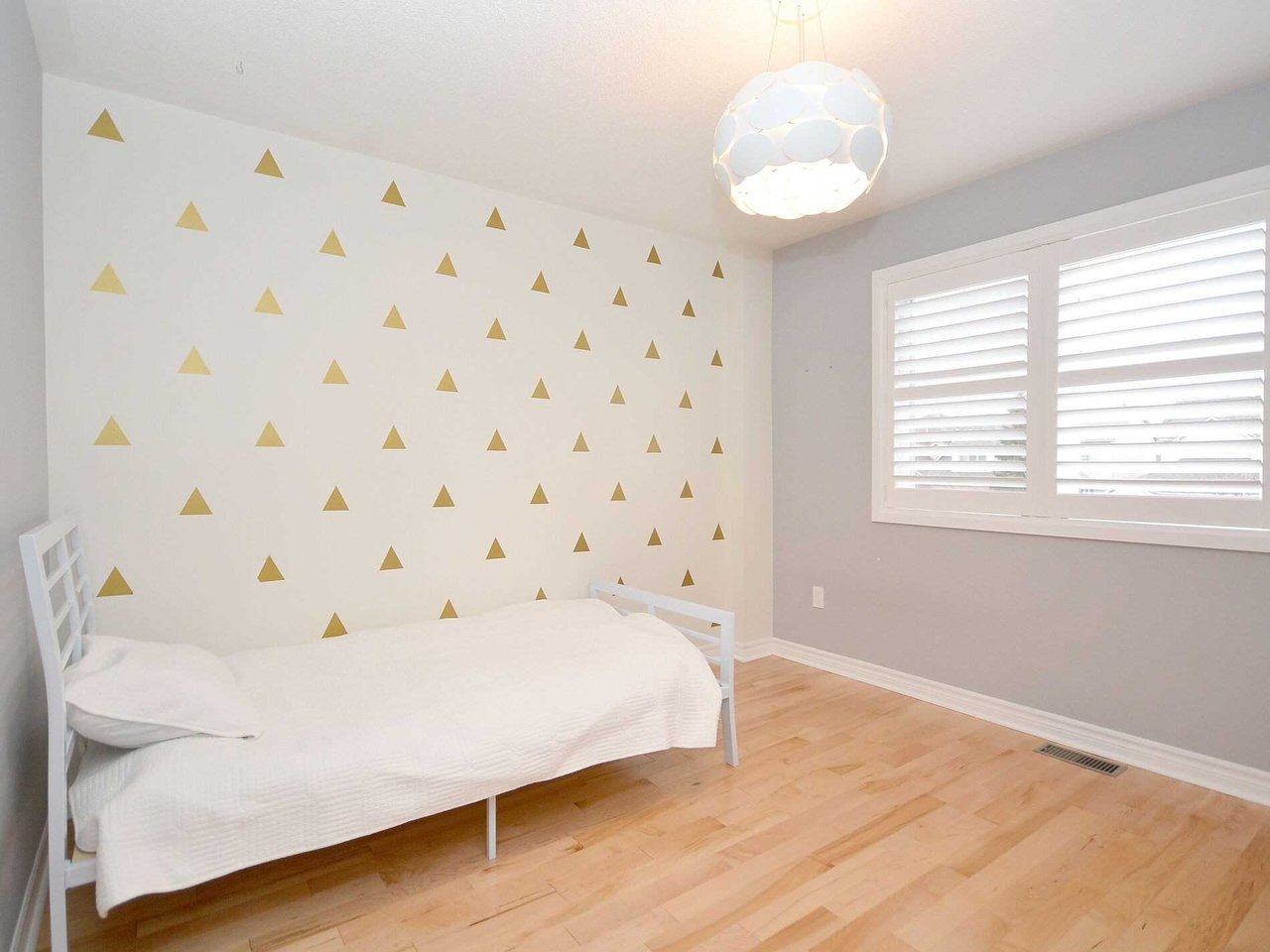 2772 Galleon Cres 