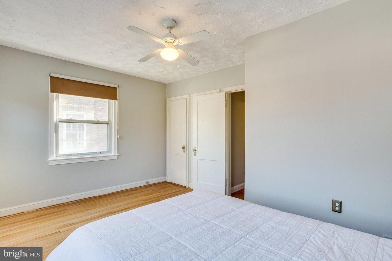 434 Longfellow St NW