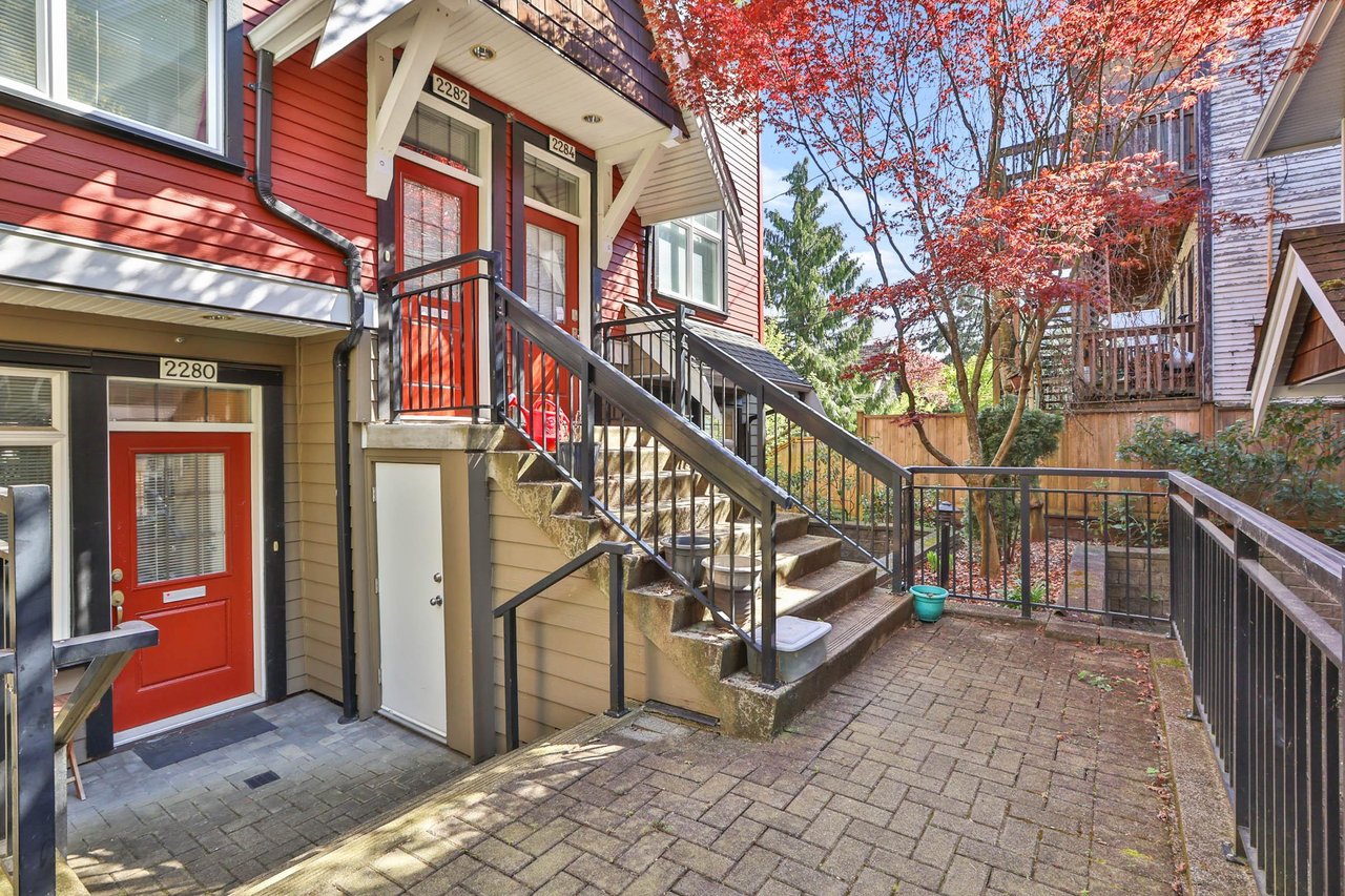 2280 St. George St