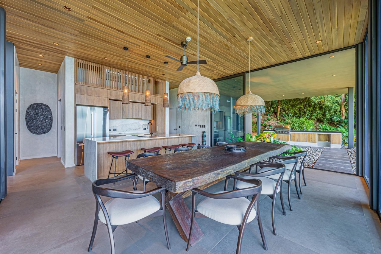 Designer Tropical Ocean View Home, Dominical, Puntarenas