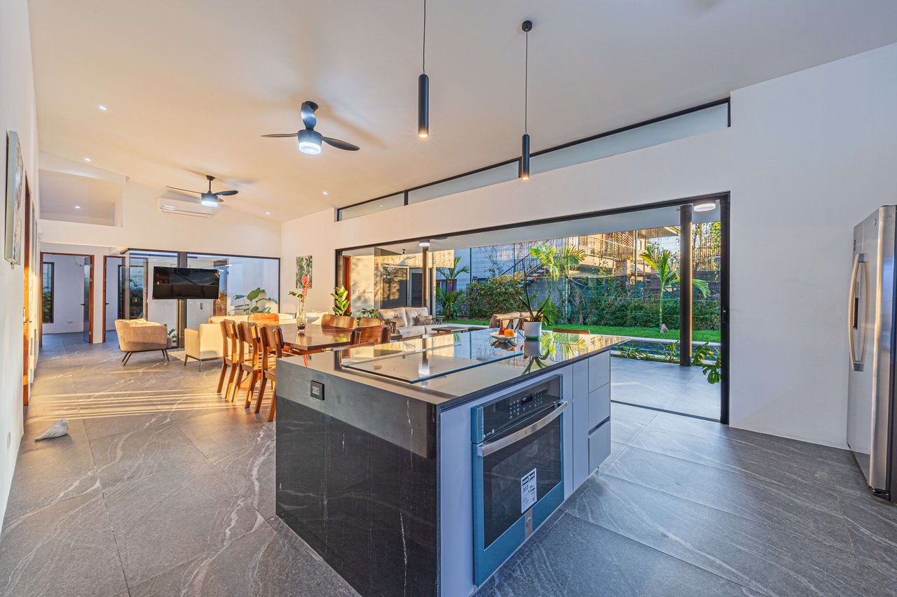 Stylish 3 bed, 3 bath Brand New  Villa in Uvita. 