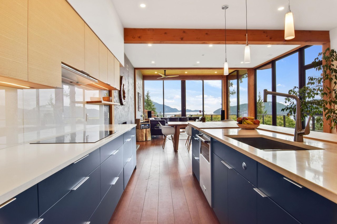 25 Sweetwater Pl