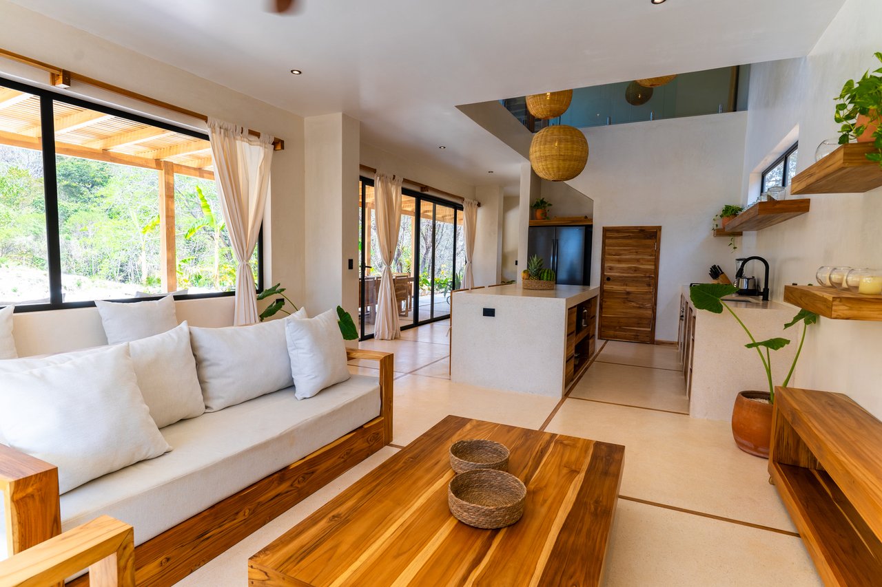 Modern Sunset View Villa, Santa Teresa, Puntarenas