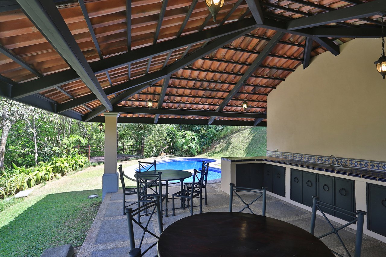 Panoramic View Terrace Residence, Ciudad Colon, San Jose