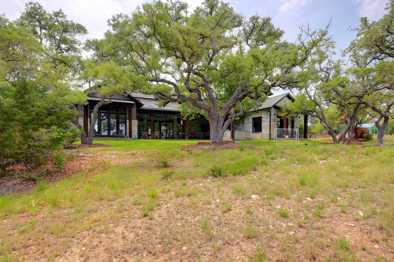 Luxury estate in Dripping Springs near Camp Lucy