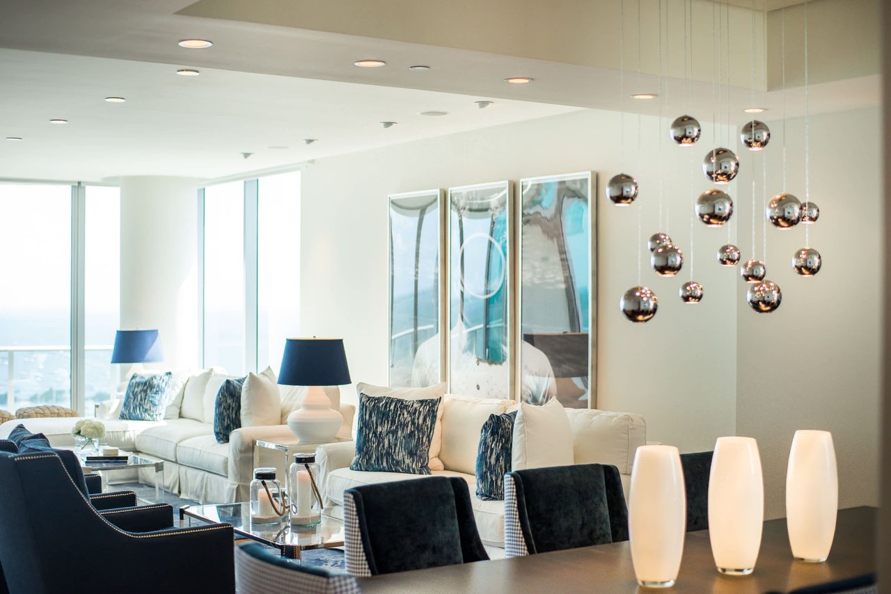 2627 S Bayshore Drive #2202