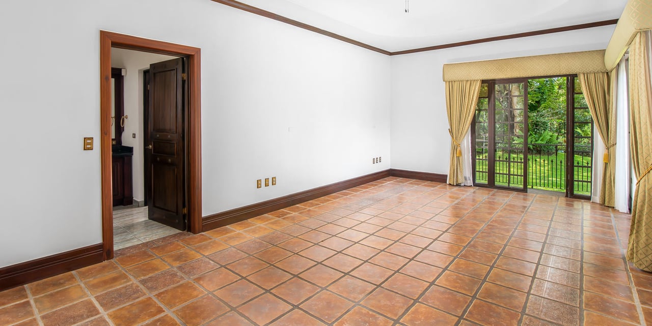 Colonial Golf Course Estate, Santa Ana, San Jose