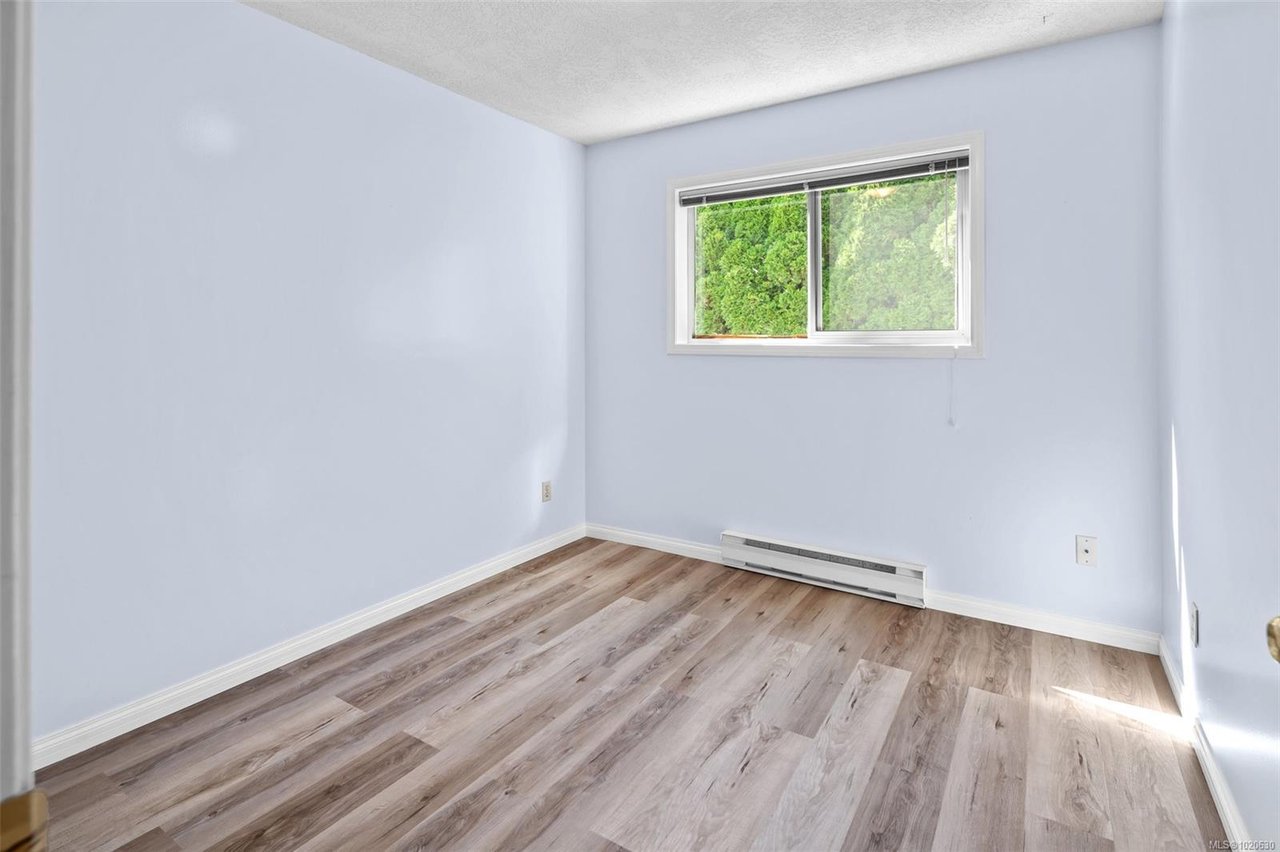 4243 Panorama Dr