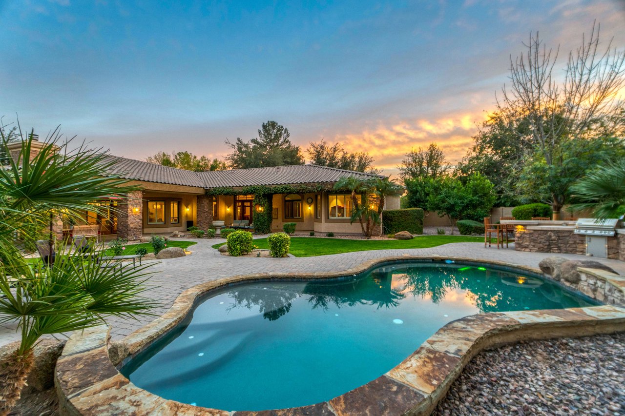 Creating an Oasis: 5 Luxury Landscaping Ideas for Your Dream California Retreat