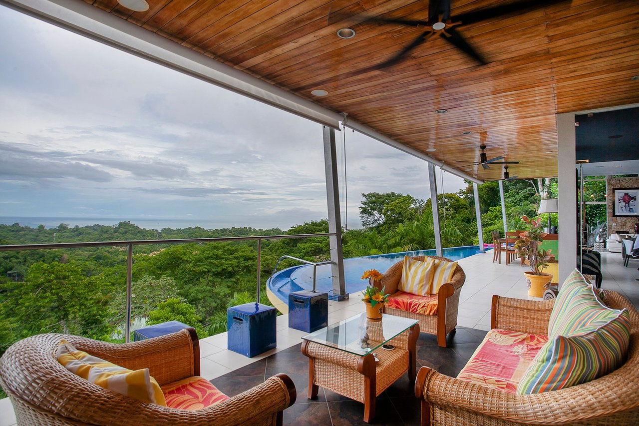 Solar Powered Hilltop Estate, Manuel Antonio, Puntarenas