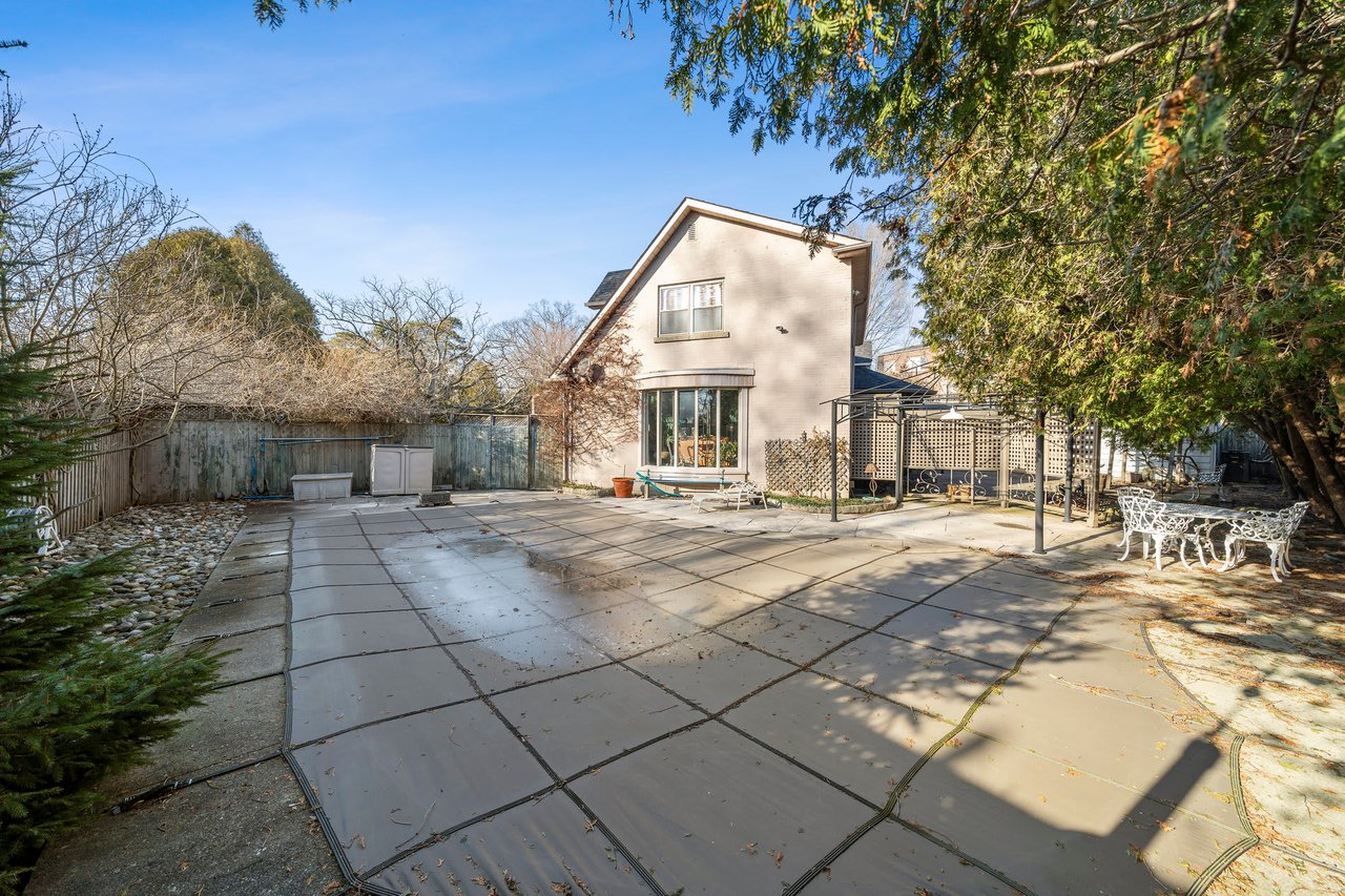 50 Harborn Rd