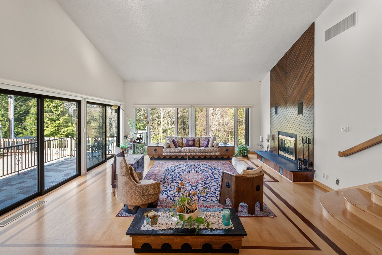 16 Wadsworth Ln Dartmouth, MA