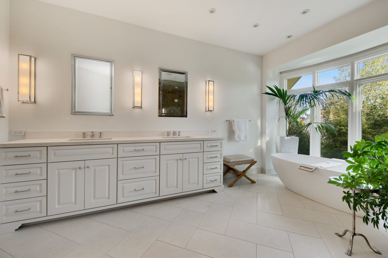 This Spectacular Home Exudes An Upscale Lifestyle With Modern Clean Lines