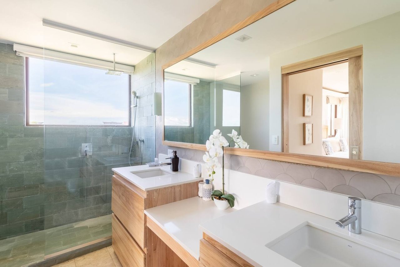 Coastal Hilltop Ocean View Home, Tamarindo, Guanacaste