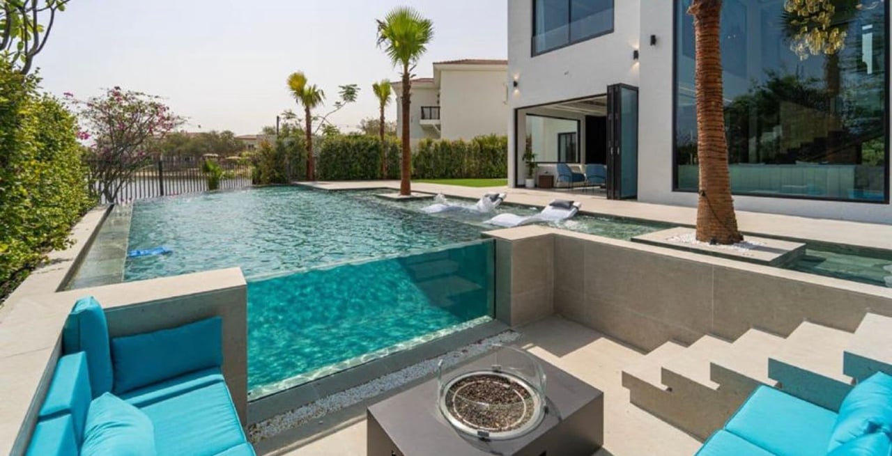 Jumeirah Islands upgraded villa 