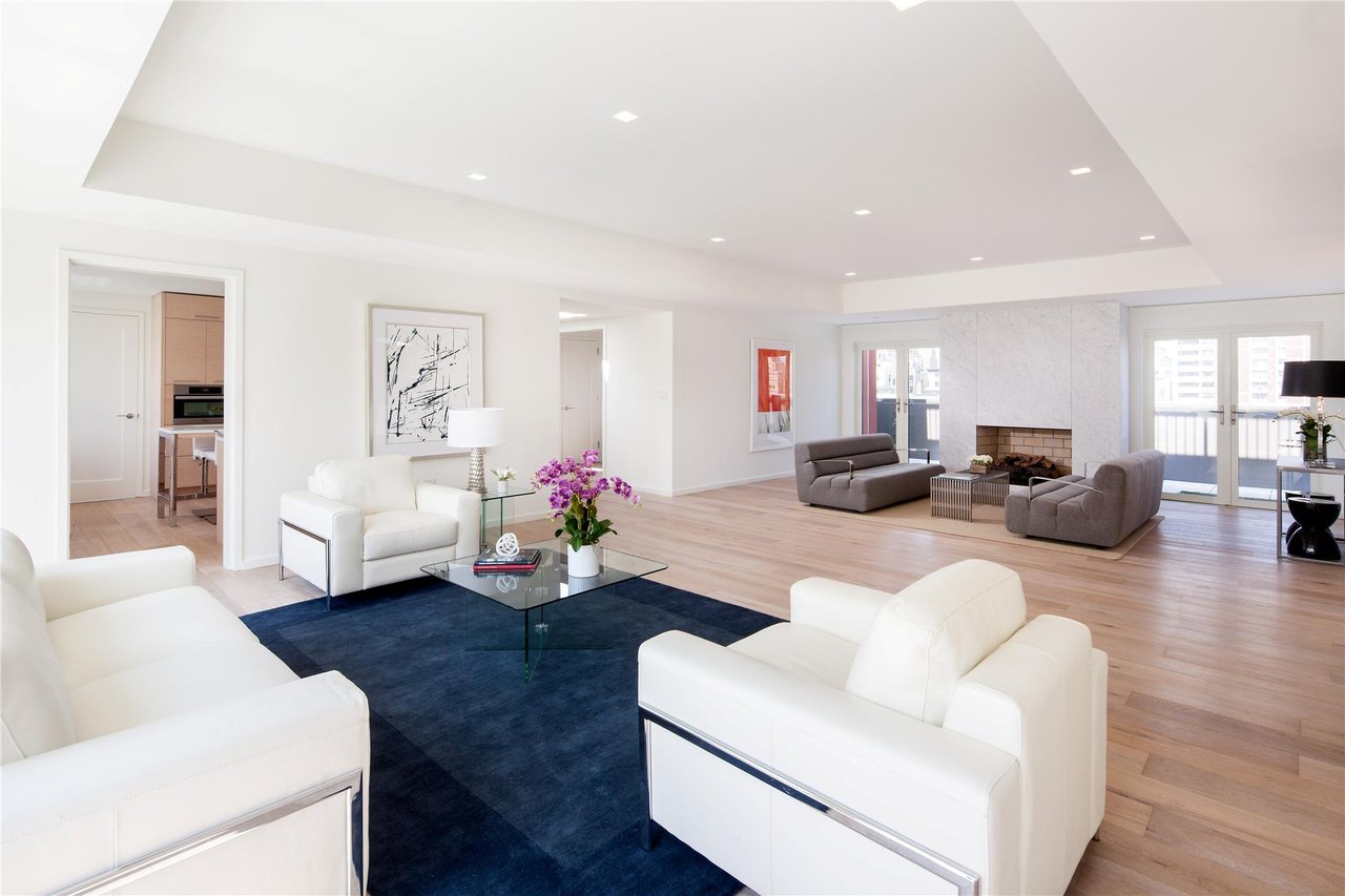 101 W 87th St, 210