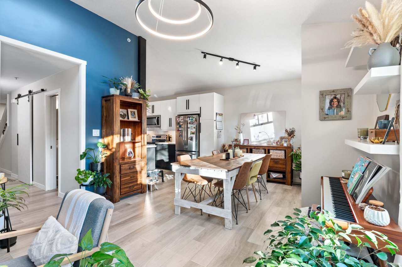 32-1821 Willow Cres
