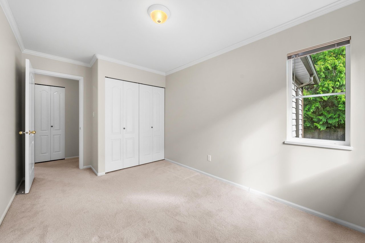 1162 Canyon Blvd
