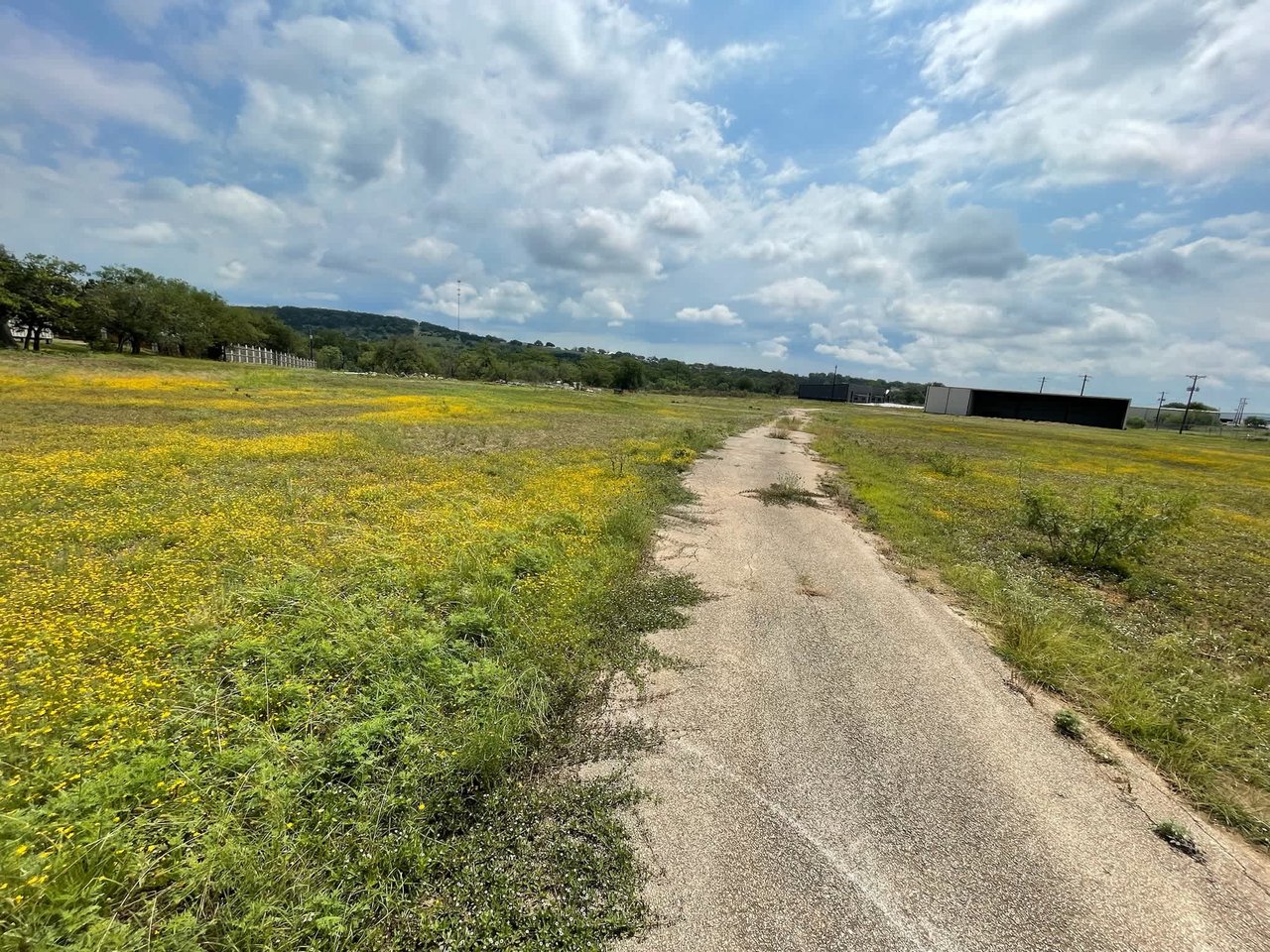 6.1 Acres Kerrville | For Lease