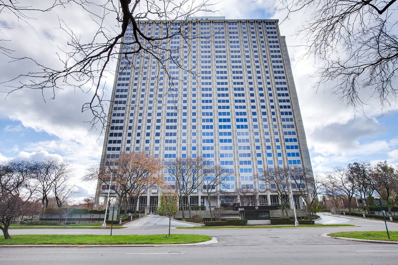 1300 Lafayette