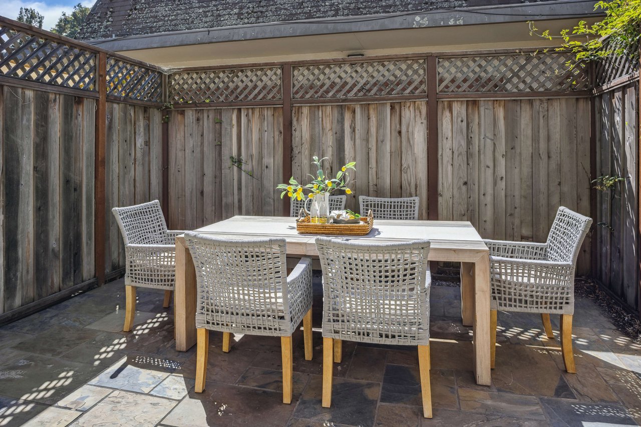 Sunny Townhome in Corte Madera