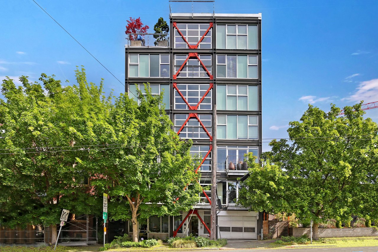 1310 Union