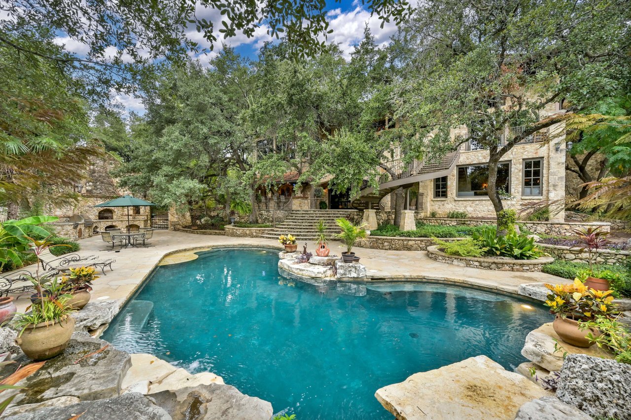 Experience the Elegance of a Tuscan-Inspired Sanctuary in the Heart of Austin