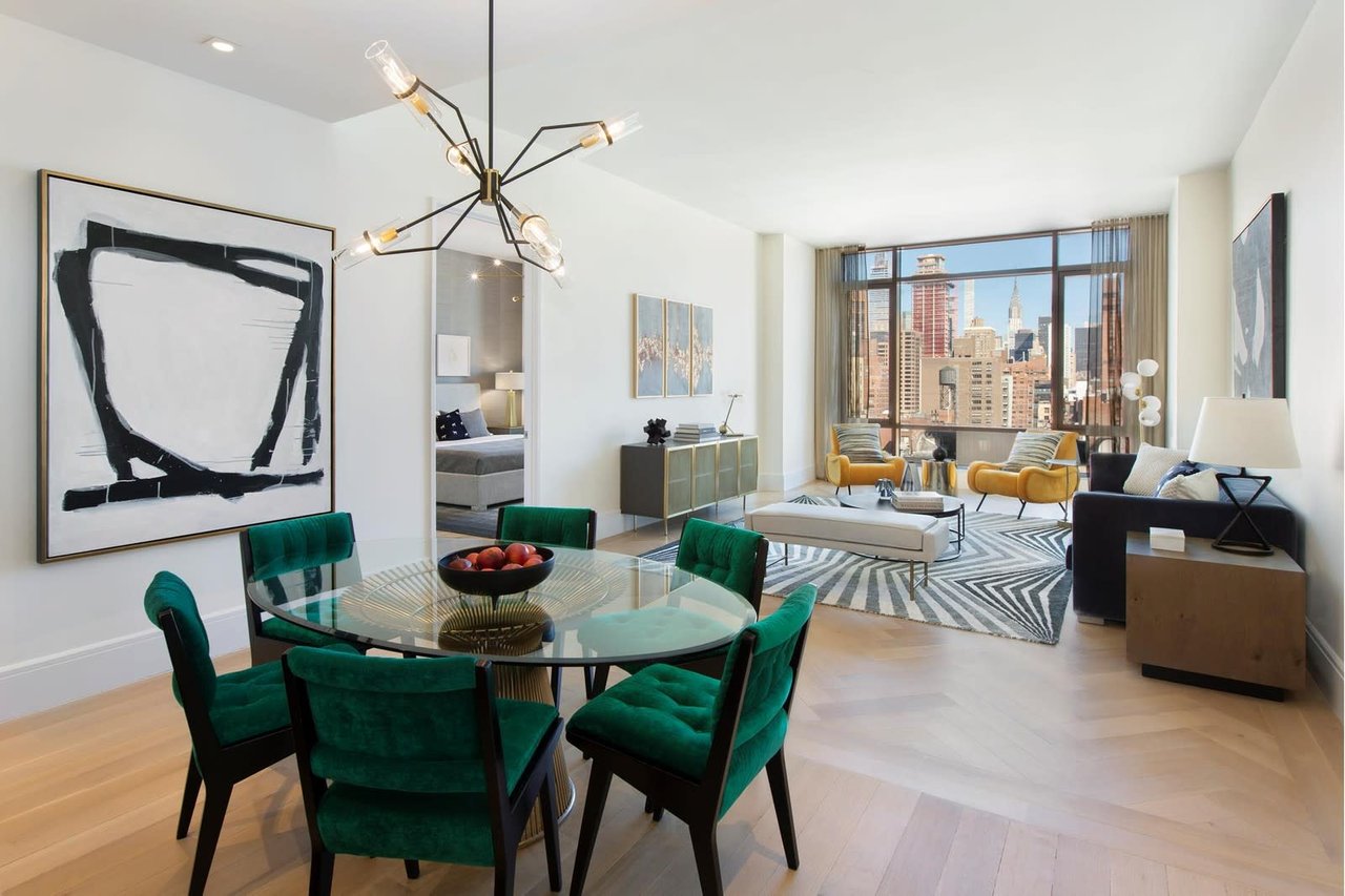 215 E 19th St, #9D