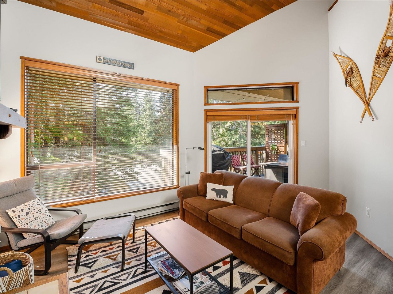 6-2238 Gondola Wy