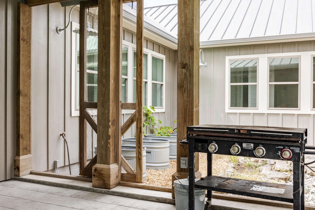 Rockport Retreat