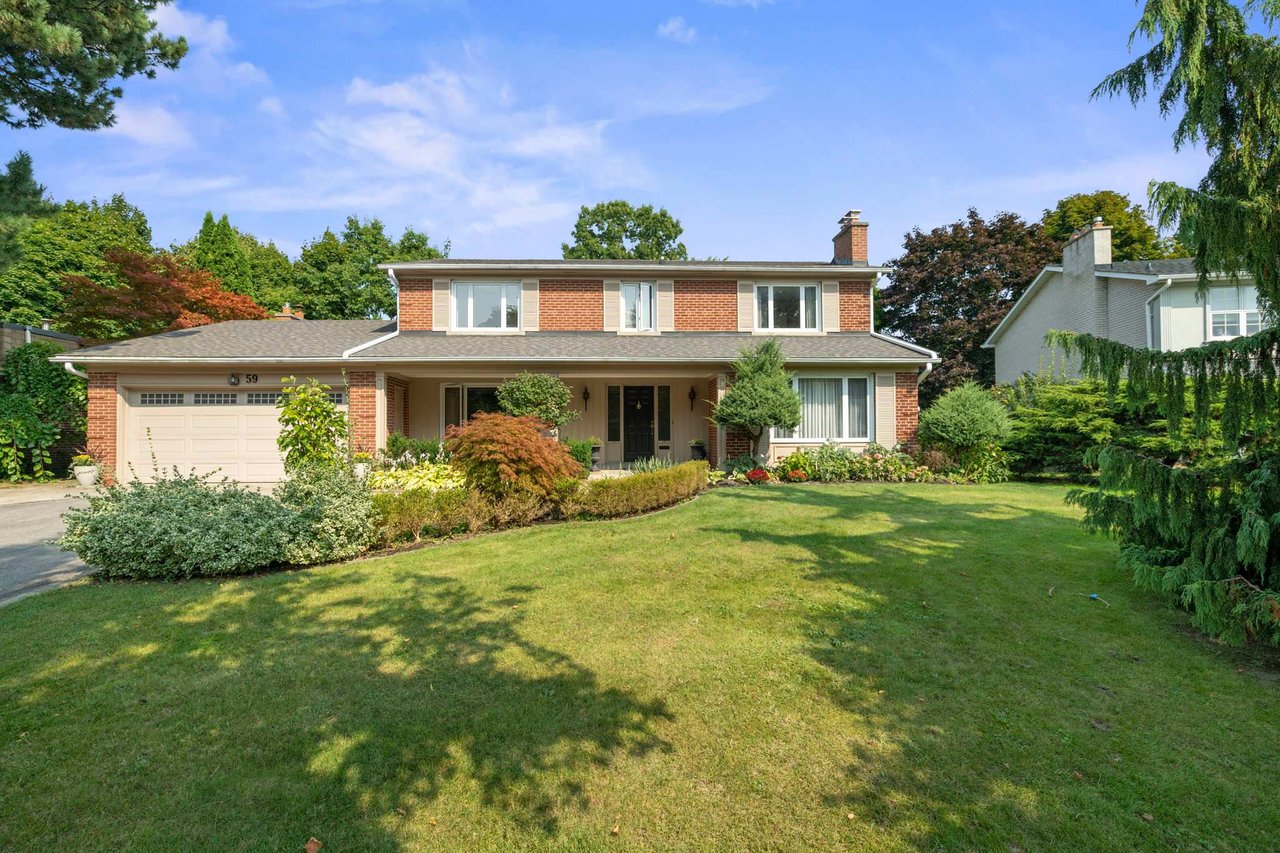SOLD: Most Sought After St. Andrews Enclave