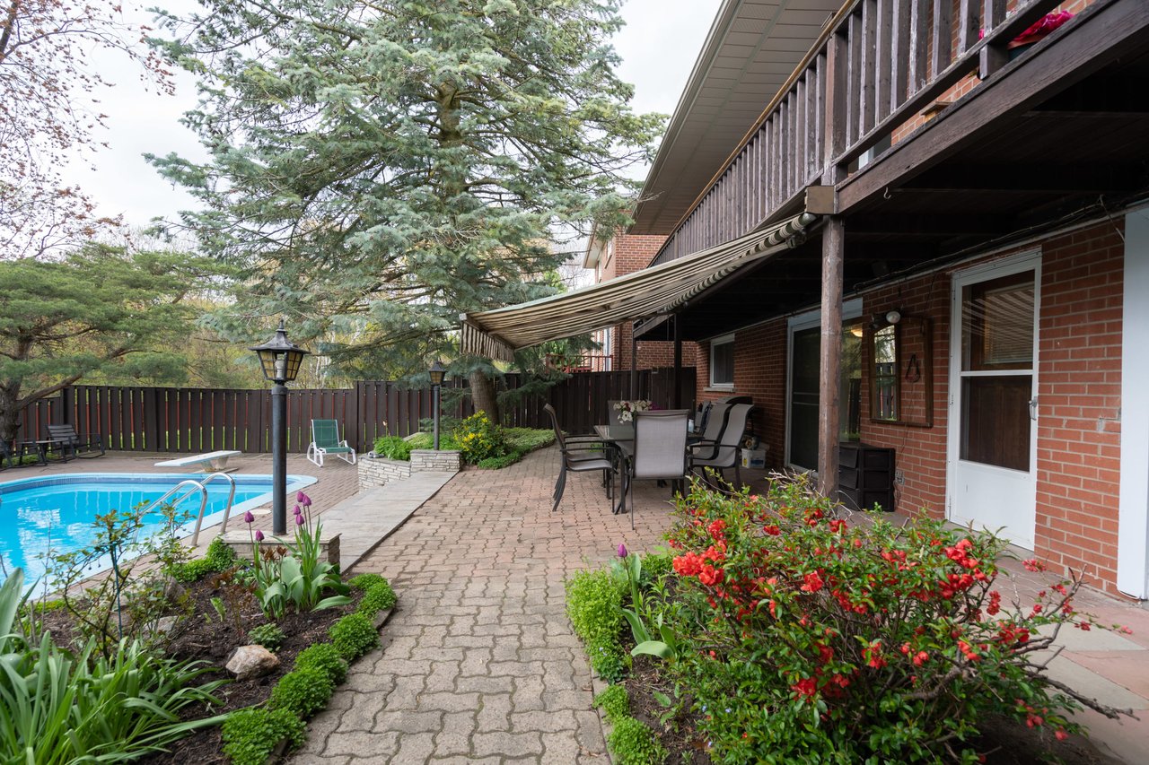 2344 Adena Crt