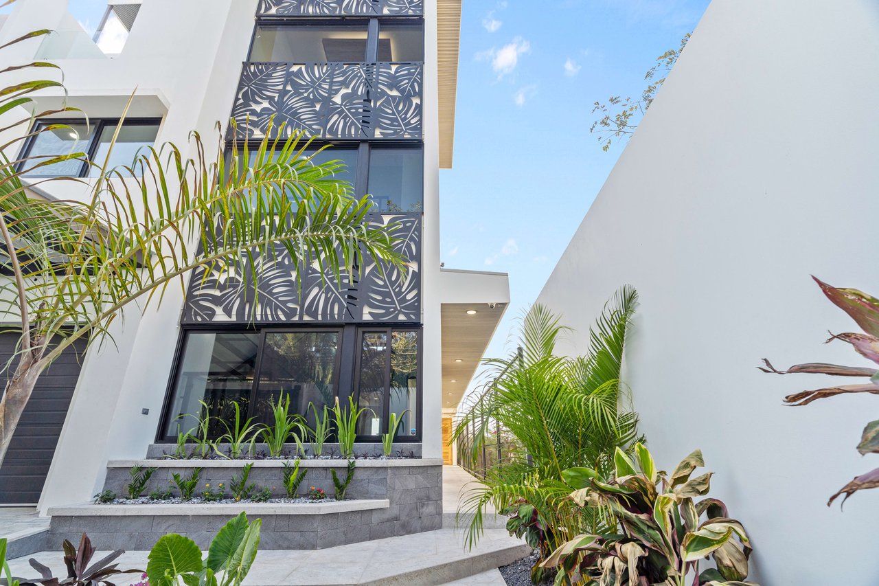 Villa Ballena | Sleek and Modern Beach House in Costa Rica