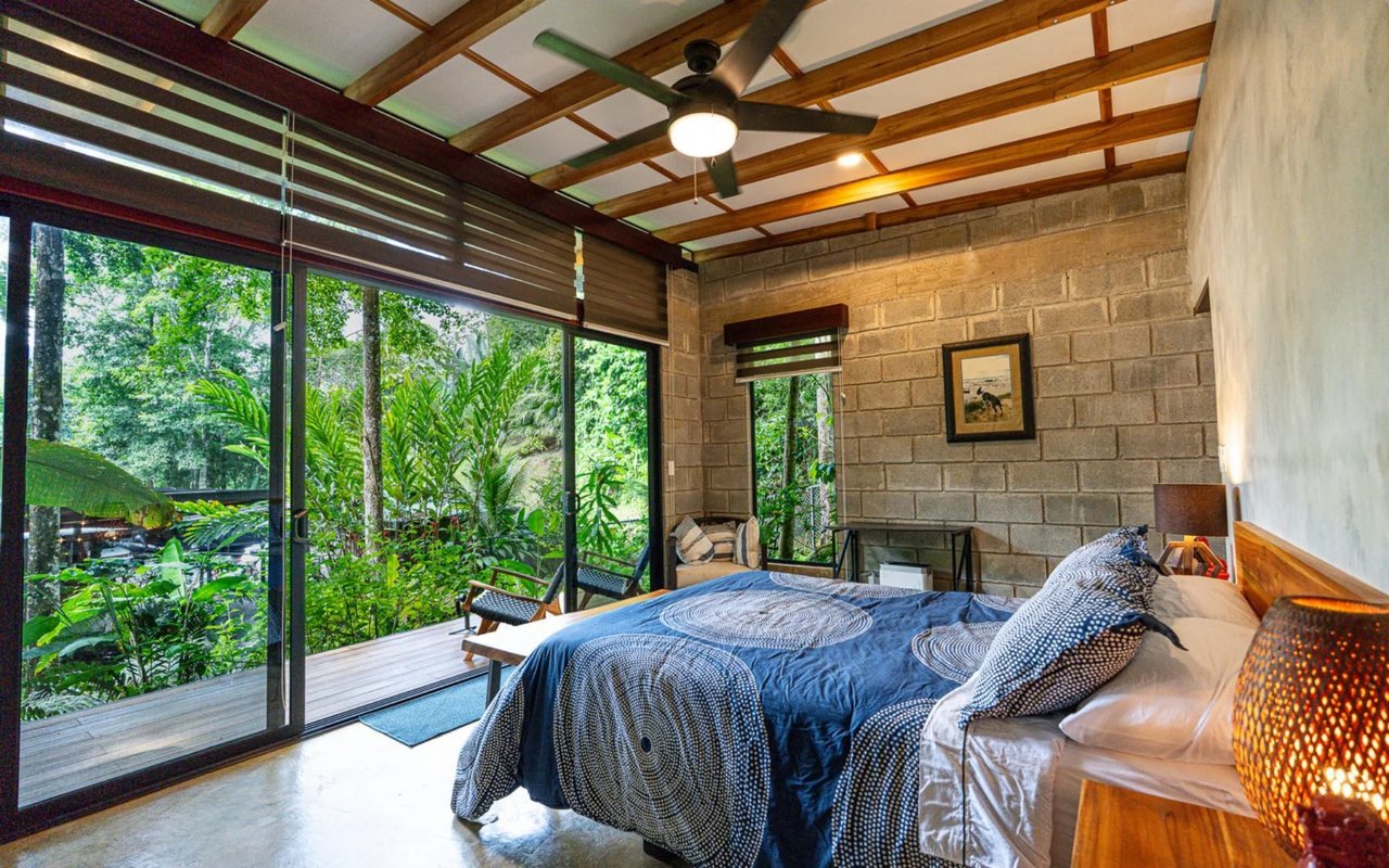 Off-Grid Regenerative Homestead, Perez Zeledon, San Jose