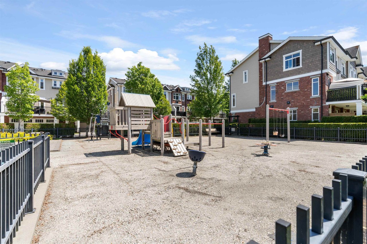 87-20738 84 Ave