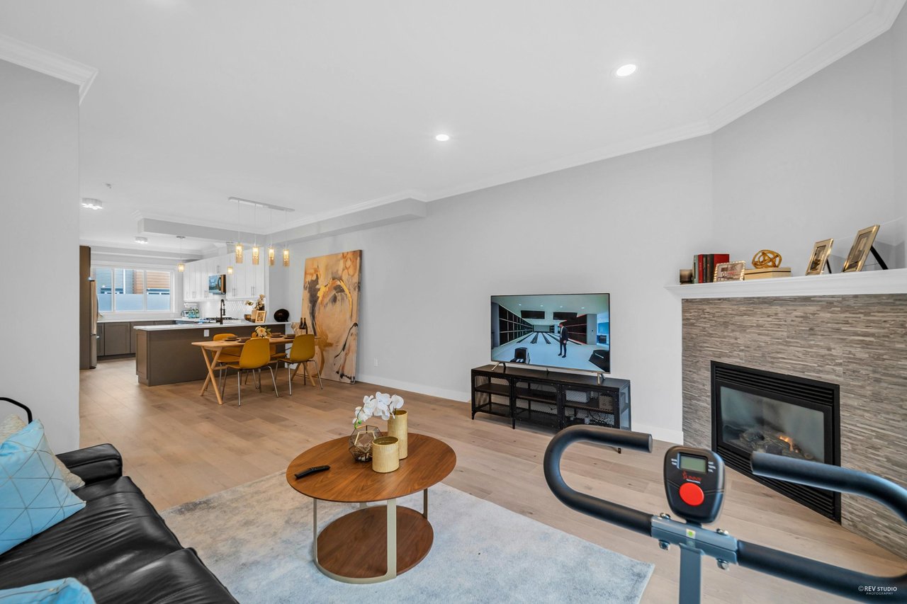 33-9440 Ferndale Rd