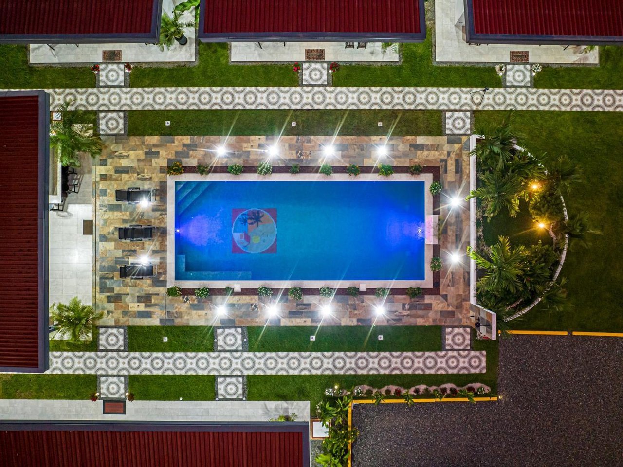 Shalom Villas