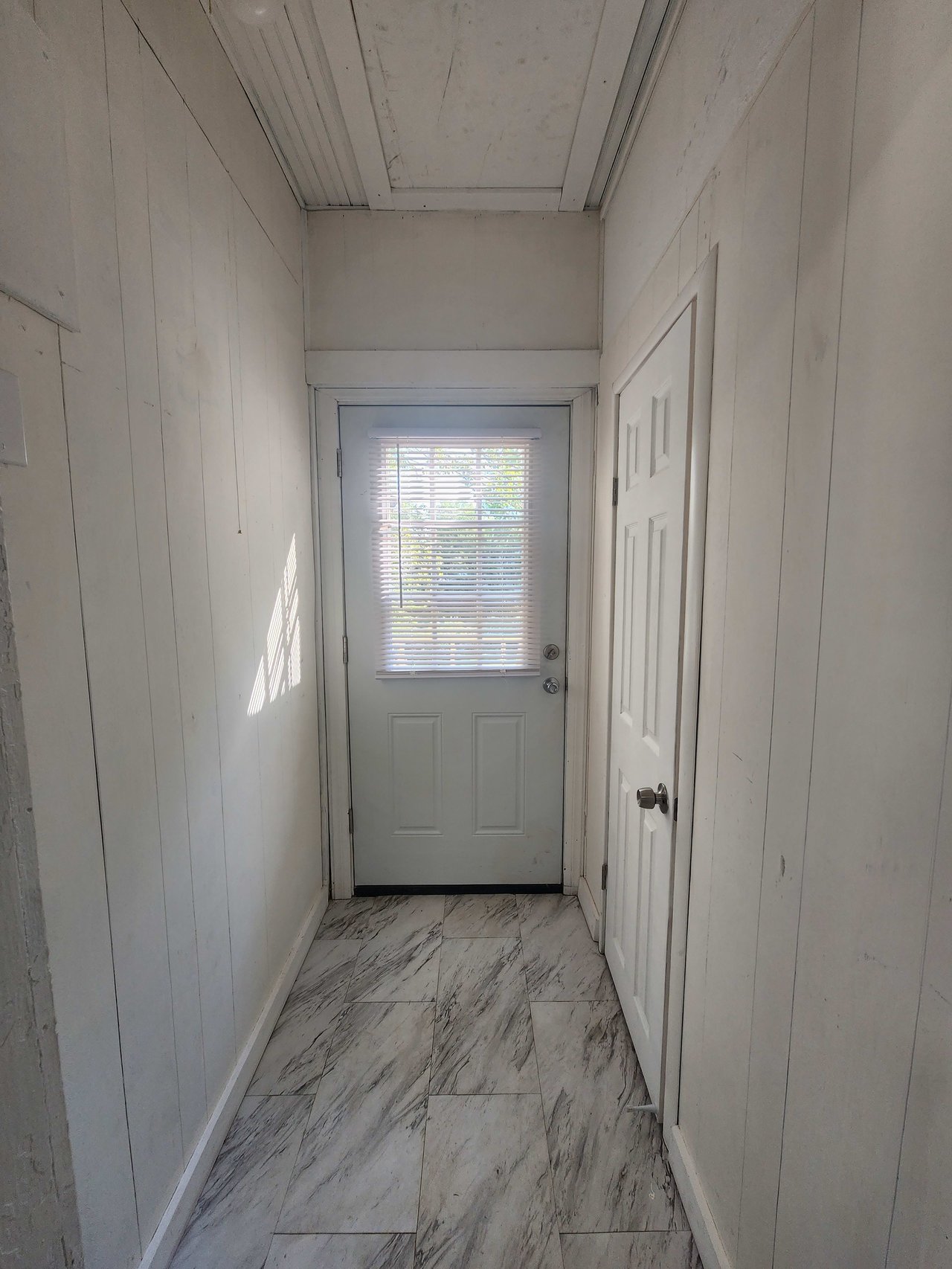 1017 N. Broadway Ave