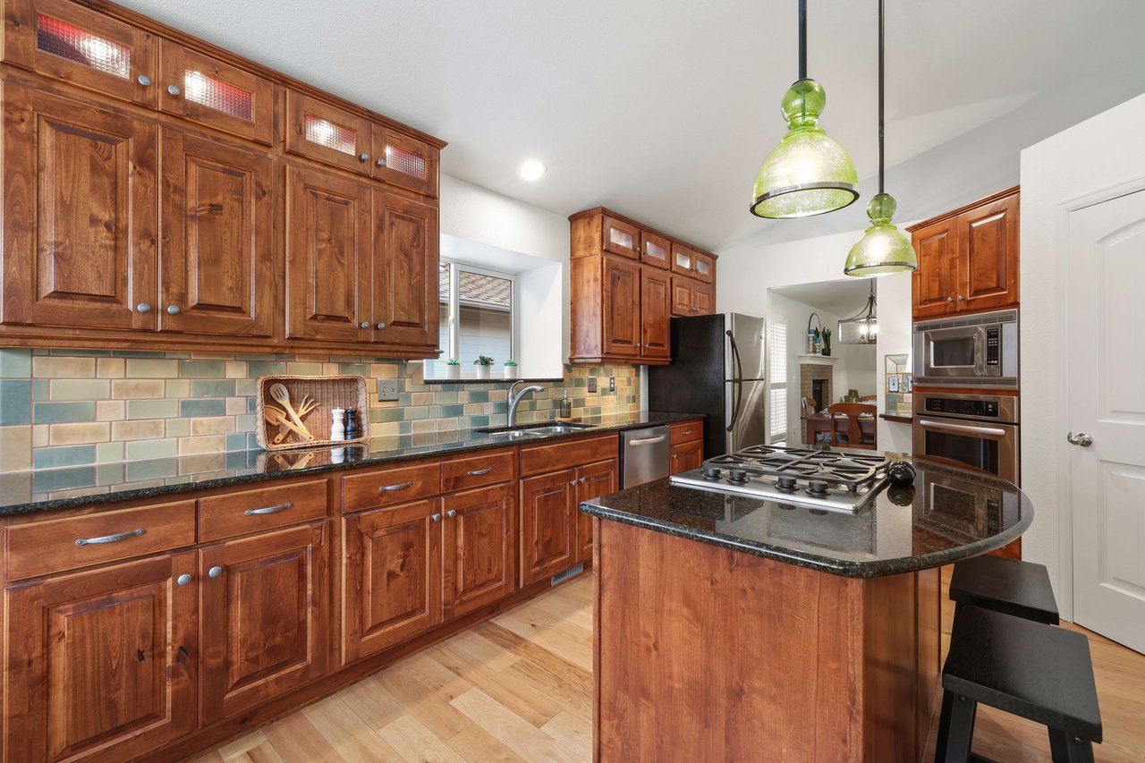 5423 Lions Gate Lane