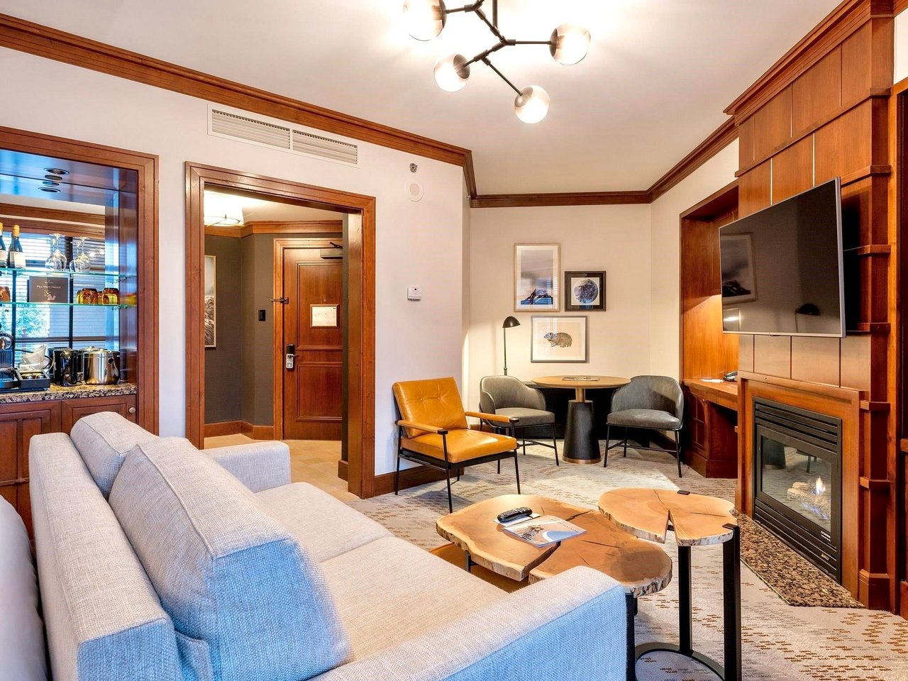 340-4591 Blackcomb Wy