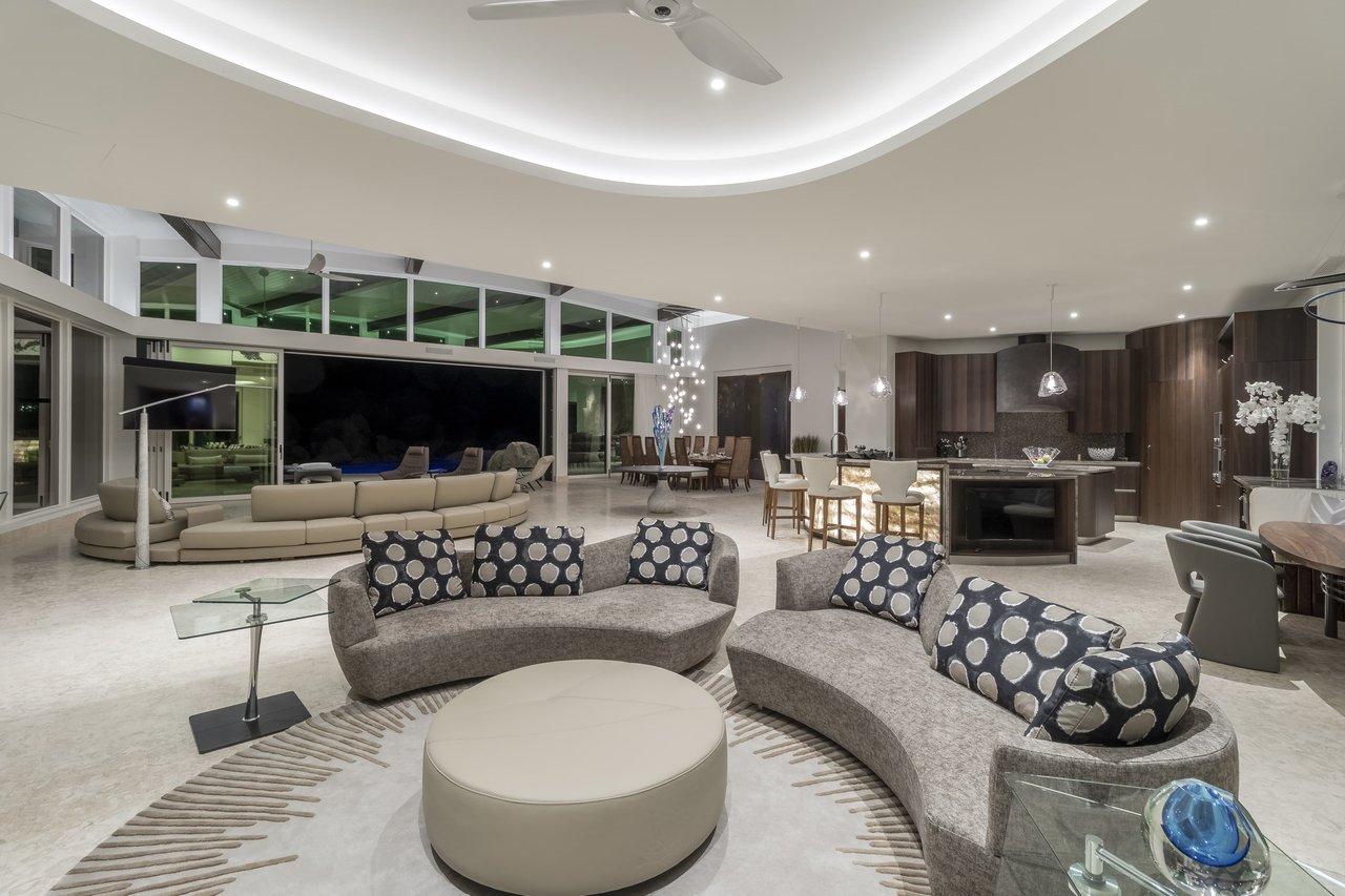 Halo Villa