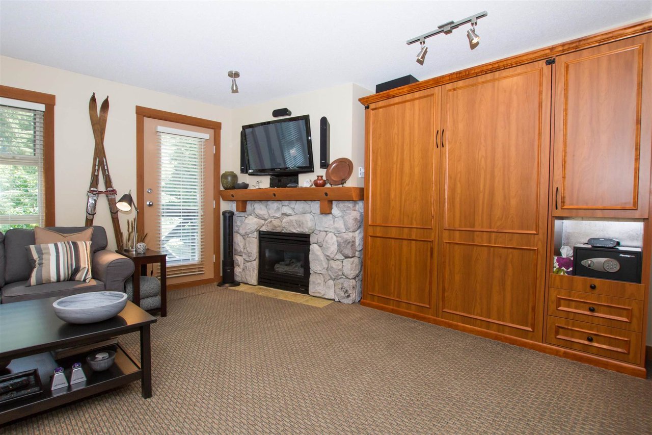 515-4660 Blackcomb Wy