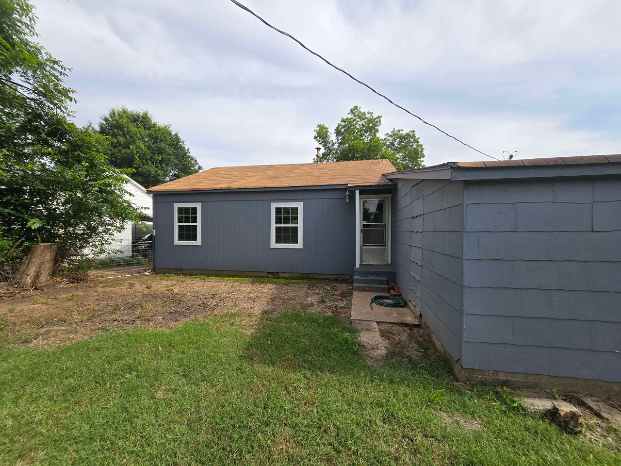 216 W Franklin
