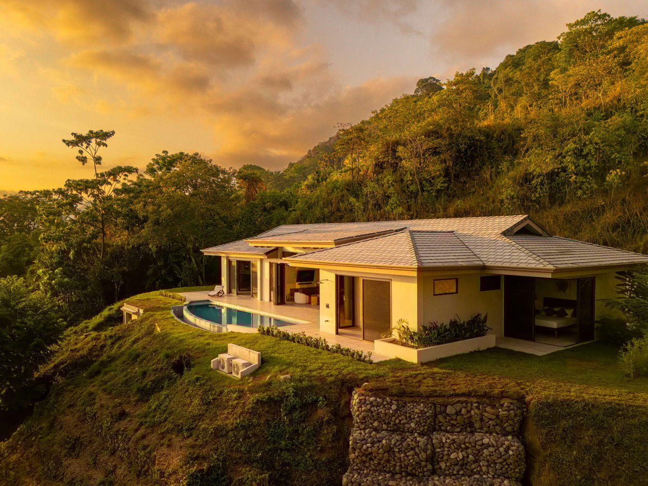 Brand New, OCEAN VIEW, Luxury Home - Ojochal