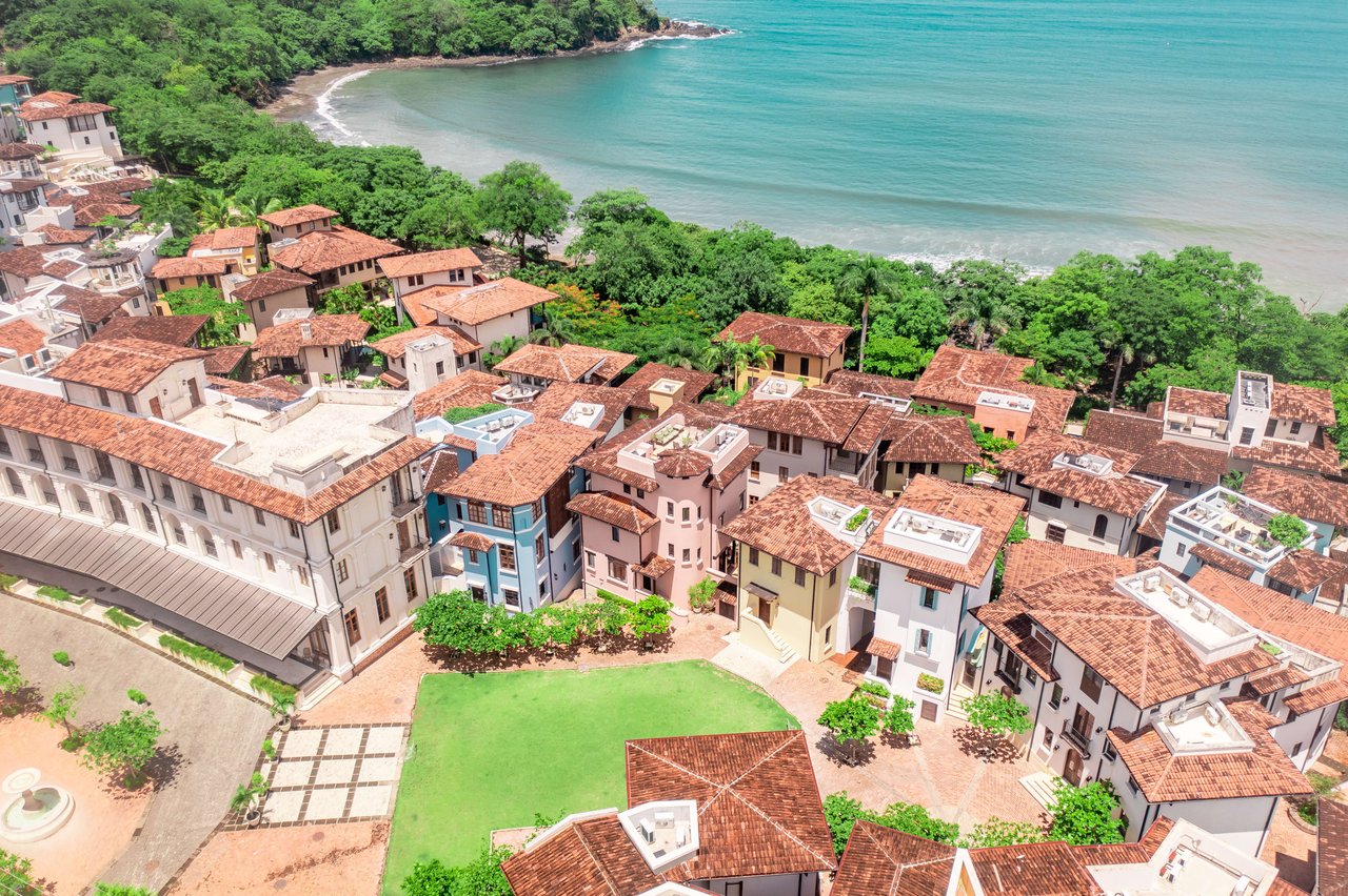 Casa Colores | Bright and Cheery Home Only a One-Minute Walk to Beach in Las Catalinas Costa Rica!