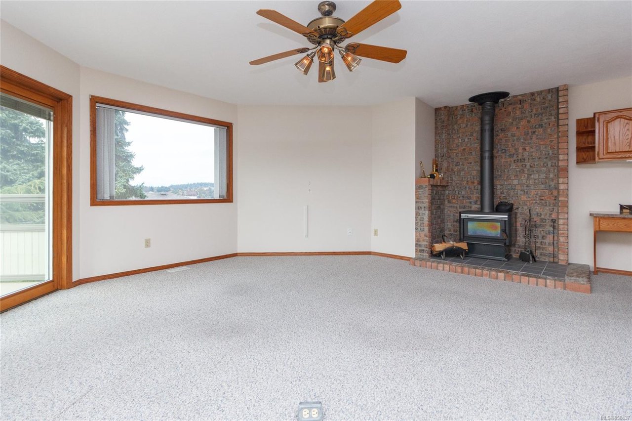 805 Summerwood Pl