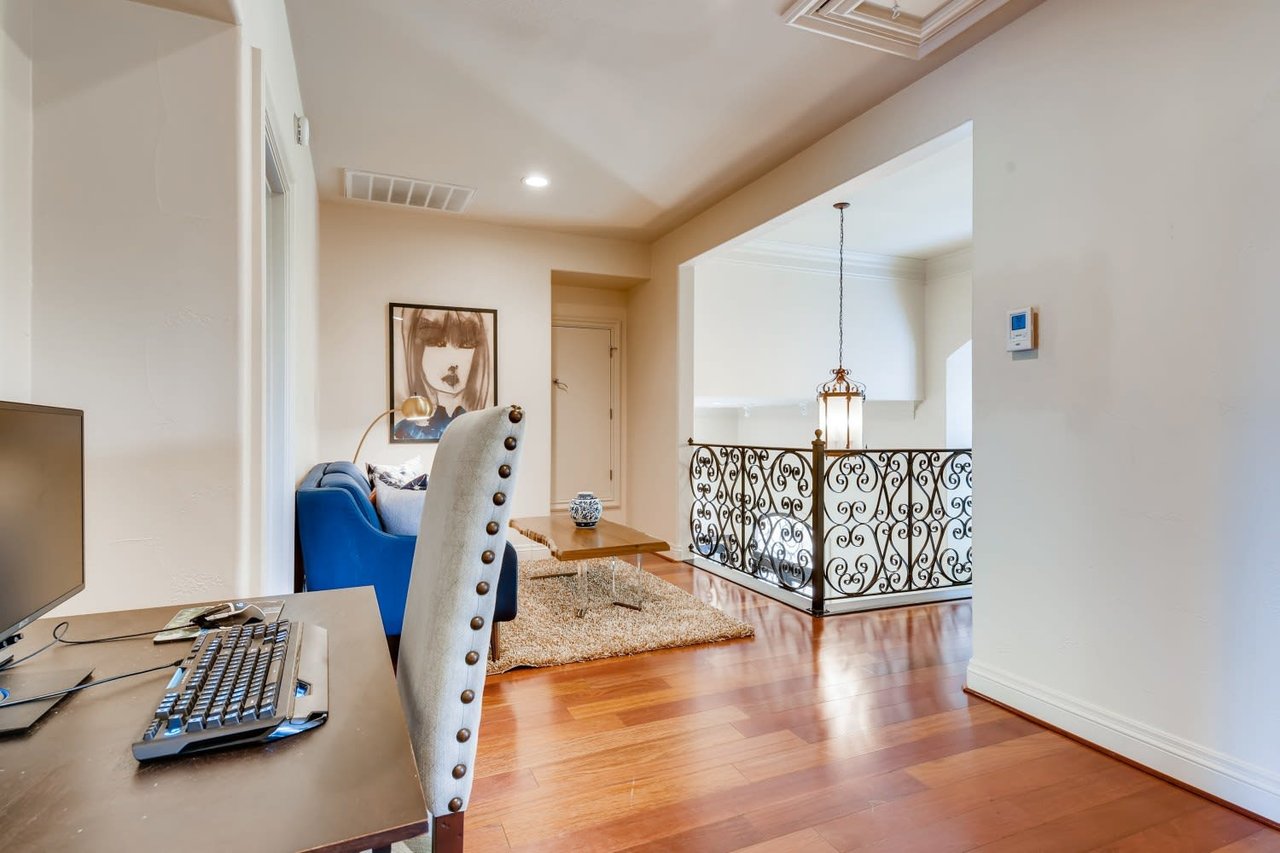 2213 Warbler Way