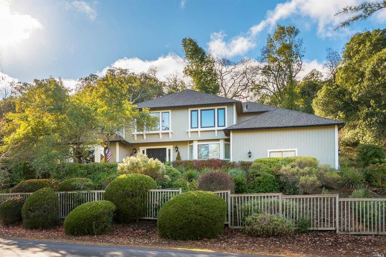 35 Verissimo Drive