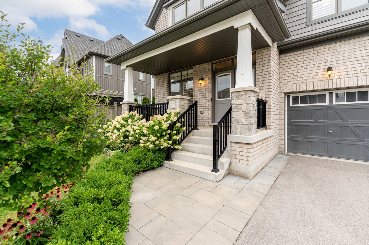 39 Leaden Hall Dr