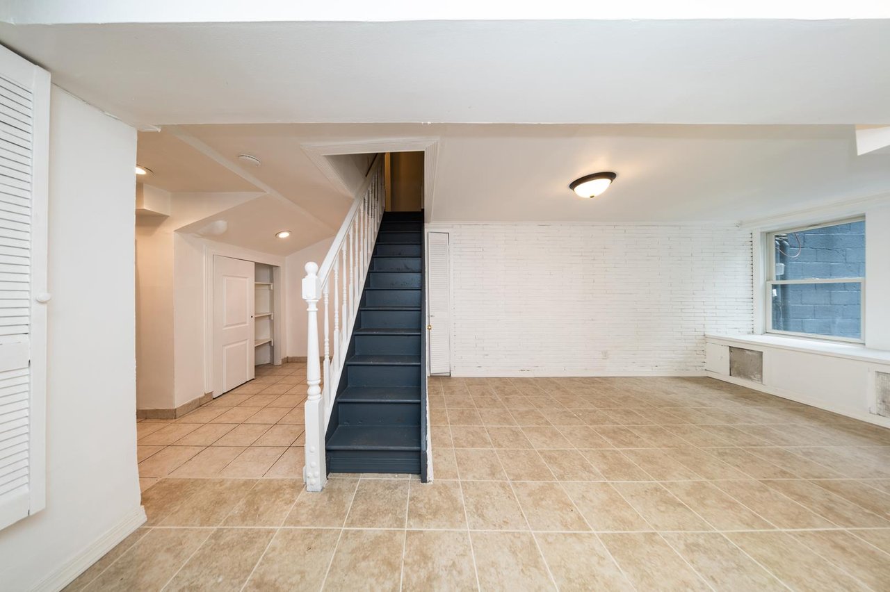 346 East 19th Street, Apt B